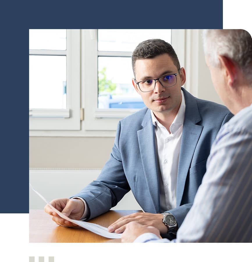 Rikus Junior bei der Beratung